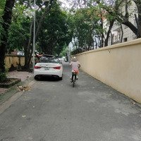 Cho Thuê Nhà Riêng Nguyễn Phong Sắc Cầu Giấy Đt 40M X 5T, Ô Tô Đỗ Cửa Giá Bán 20 Triệu