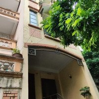 Cho Thuê Nhà Riêng Nguyễn Phong Sắc Cầu Giấy Đt 40M X 5T, Ô Tô Đỗ Cửa Giá Bán 20 Triệu