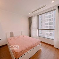 Chính Chủ Cho Thuê 2 Phòng Ngủ82M2 Park 2 Hướng Nam. Full Đồ Đẹp, Vào Ở Luôn. Giá 17 Triệu/Th. Liên Hệ: 0384819838