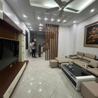 Cho Thuê Nhà 4 Tầng Full Nội Thất Mới Làm Sạch Đẹp Ngõ 20 Đường Nguyễn Chánh. Ô Tô Vào Tận Cửa