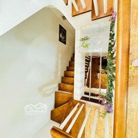Bỏng Tay! Phố Thái Hà, Ngõ Rộng, Gần Ô Tô, Full Nội Thất Ở Ngay, 46.5M24T.