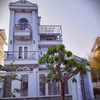 Cho Thuê Biệt Thự Góc 2Mt 9X16,5M 3L 4 Phòng Ngủkdc Khang Điền Cạnh Gia Hoà, Phước Long B. Liên Hệ: 0901193009