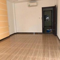 Bán Nhàhẽm Xe Hơithông Dương Quảng Hàm, P5, Gv. Dt: 4X18M. Trệt 2 Lầu St Giá: 7.7 Tỷ Tl. 0932170604 Vy
