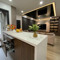 Bán Gấp Căn 111M2, 3 Phòng Ngủ 2 Vệ Sinhtại Roman Plaza, View Đông Nam, Tầng 20 Sổ Cất Két.