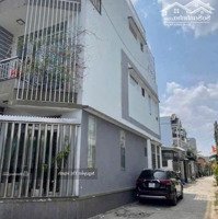 Bán Căn Nhà 1 Trệt 2 Lầu Hoàn Công, Phường Bình Chiểu, Căn Góc 2 Mặt Hẻm, Sân Thượng Giếng Trời