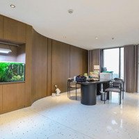 Gia Đình Cần Bán Gấp Căn Hộ Tại Vin West Point Phạm Hùng, 4N, Giá Hơn 10 Tỷ, Sẵn Sổ, Full Nội Thất