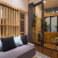 Nhà Vuông Vắn Cạnh Hồ Gươm, 35 Mét, 3 Tầng. Phù Hợp Làm Homestay, Spa, Ở Yên Tĩnh. Giá Nhỉnh 20 Tỷ.