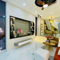 Bán Nhà Mặt Tiền Cư Xá Nguyễn Trung Trực, 52M2, 5 Tầng, Phường 12, Quận 10, Giá Bán 11 Tỷ