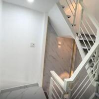 BÁN NHÀ HẺM 1247 HUỲNH TẤN PHÁT, DT: 3,68 X 7,6M (NỞ HẬU 4,5M), 2 LẦU, 2PN, 3WC