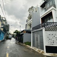 Nhà Đẹphẽm Xe Hơigần Chợ Lã Xuân Oai - 3 Tầng Mới Cứng 4 Phòng Ngủ 4 Vệ Sinh- Dts 128M2 Ngang 4.5M