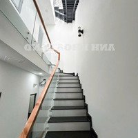Nhà Đẹphẽm Xe Hơigần Chợ Lã Xuân Oai - 3 Tầng Mới Cứng 4 Phòng Ngủ 4 Vệ Sinh- Dts 128M2 Ngang 4.5M