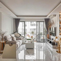 Bán Gấp Căn Hộ Riverpark Premier 133M2, Lầu Cao, Ban Công Dài, View Hồ Bơi Và Nguyễn Đức Cảnh
