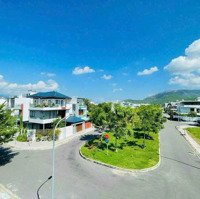 Lô 100M2 Hướng Đông Đầu Đường Nội Bộ Gói 5 Thái Hưng Chỉ 2.79 Tỷ Bao Cọc/ Liên Hệ: 0931800111