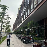 Bán Shophouse Thương Mại The Creset Căn Góc 194M2 Đang Có Hd Thuê 5 Năm