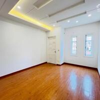 BÁN NHÀ PHỐ QUAN NHÂN NHÀ ĐẸP LUNG LINH , Ở NGAY