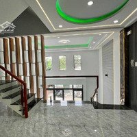 Nhà Mới Xây, 3 Tầng . Võ Văn Hát, P Long Trường Q9 Ngang 5.5M Giá Bán 5,5 Tỷ