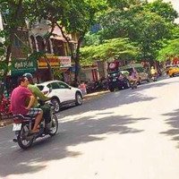 Ước Mơ Kinh Doanh Thành Hiện Thực Với Căn Nhà Mặt Phố Nguyễn Thái Học, Ba Đình
