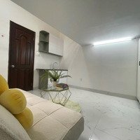 Duplex Full Nội Thất Ở Đường C1 Gần Sân Bay