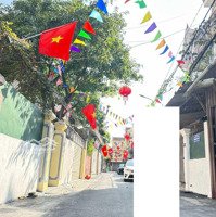 Bán Nhà Riêng 155M2 Chính Chủ, Gần Chợ