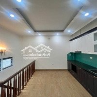 Bán Nhà Ngọc Hồi - Ô Tô 7C Vào Nhà - Đường Rộng 4M - Nhà Đẹp Mới Giá Chỉ Nhỉnh Xíu 5Tỷ