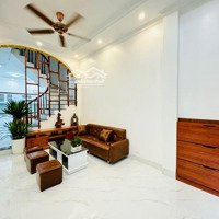 Bán Nhà Phố Nguyễn Khang Tt Cầu Giấy Diện Tích: 40M2 - Ngõ Thông - Kinh Doanh