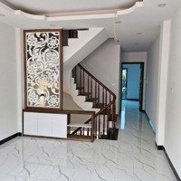 Có Nhà Đẹp - Diện Tích Siêu Rộng (52M2*3 Tầng) Cách Chợ 100M - Hàng Xóm Đông La