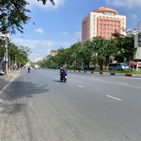 Nhà Siêu Hiếm Hoàng Quốc Việt, Dân Trí Cao Và Giàu Có, 20M Ô Tô Tránh, 45M2(T2), 6 Tầng, 9.3 Tỷ.