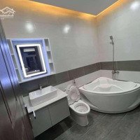 Bán Nhà Đường Nguyễn Phi Khanh, Tân Định, Q1Diện Tích132 M2 Gồm 1 Trệt 2 Lầu, Hẻm Oto 6M. Giá Bán 5Tỷ850