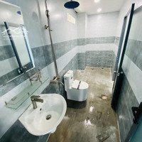 Bán Nháhẽm Xe Hơilinh Tây, 52M2,2T Btct, 3 Phòng Ngủ Gần Đh Cảnh Sát Nở Hậu Đẹp Chỉ 6 Tỷ 3, Linh Tây Thủ Đức