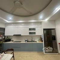 Hiếm ! Lạc Long Quân - Tây Hồ 94M X 6 Tầng - Giá Bán 17 Tỷ - Gara 2 Ô Tô - 2 Thoáng - Thang Máy