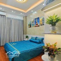 Bán Gấp Nhà Ngõ 95 Chùa Bộc, Ở Cực Sướng, Tiện Ích Ngập Tràn, 42M, 9.1 Tỷ.