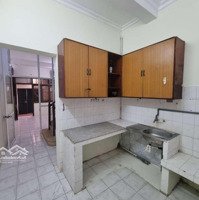 Cho Thuê Nhà Riêng Phố Hoàng Hoa Thám, Ba Đình 40M2, 4 Tầng, 3 Ngủ, 10.5 Triệu