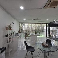 Chính Chủ Cho Thuê Showroom Văn Phòng Sân Vườn 360M2 Ở Đường Bình Quới Phường 28 Quận Bình Thạnh