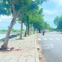 Mặt Phố Hội An Đường 20M, View Bờ Hồ. Diện Tích 200M, Giá Thuê Chỉ Vài Triệu Đồng. Liên Hệ: 0935.574.838