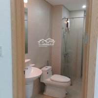 Cho Thuê Căn Hộ 2 Phòng Ngủ, Diện Tích 74 M2.