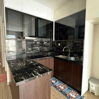 Chính Chủ Cho Thuê Căn 3 Phòng Ngủ82M2 Tầng Trung Đẹp Giá Tốt, Đông Nam,Full Đồ Xịn Mới Như Ảnh.0988746928