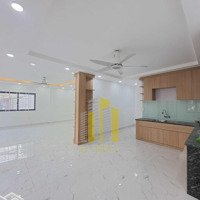 Villa Căn Góc 2 Mặt Tiền Sân Rộng 1 Trệt 1 Lầu Giá Bán 35 Triệu