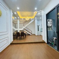 Hàng Hiếm Phân Khúc 8 Tỷ
Vip Ba Đình - Lô Góc - 2 Thoáng Sáng - Gần Lăng Bác - Nhà Đẹp Dân Xây