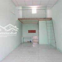 Cho Thuê Phòng Trọ 25M2(Bao Gồm Gác Lửng), Đường 104, Phường Tăng Nhơn Phú A, Thủ Đức, 2. 5 Triệu