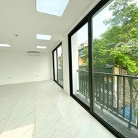 Cho Thuê Văn Phòng Khương Đình Diện Tích 80M2 Giá Bán 12 Triệu View Full Kính