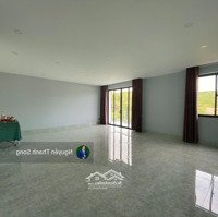 Biệt Thự Hơn 350M2 ,4 Phòng Ngủ,2 Sinh Hoạt Chung Nội Thất Cơ Bản