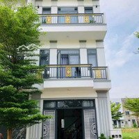 Bán Nhà 1 Trệt 1 Lầu, Tp. Biên Hòa,Diện Tích80M2, Giá Bán 2 Tỷ 2, Phù Hợp Kinh Doanh. Liên Hệ: 0902793086