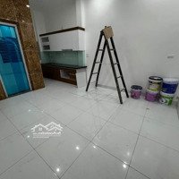 Nhà Đẹp, Mới Tinh Đến Ở Luôn. 36M2 Xây 5 Tầng Thang Máy. Đường An Dương Vương, Tây Hồ. 6 Tỷ Có Tl