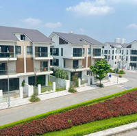 Bán Biệt Thự An Vượng Villa , Sát Với Công Viên Thiên Văn Học Vị Trí Thoáng Mát : Liên Hệ: . 0964961128