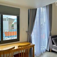 Tôi cần cho thuê căn hộ duplex gác cao 1m8 thang máy full nội thất xịn ngay trung tâm Quận Phú Nhuận