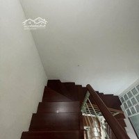 Phân Lô Giảng Võ - Hào Nam - Ô Tô - View Sân Chơi - 50M2 X 4 Tầng - 4 Ngủ - Giá Tốt Chỉ 10 Tỷ