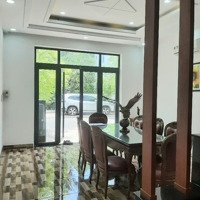 Nhà Mới Xây - Khu Dân Cư Vip - Nội Thất Đẹp - Trước Cửa Đường 6M Trải Nhựa - Giá Bán 4.85 Tỷ Tl