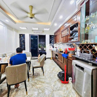 Giảm Chào 500 Triệu, Bán Nhà Đường Võ Chí Công 37M2*7T. 3 Bước Ra Hồ Tây, 10M Ra Oto, Tiện Ích Bạt Ngàn