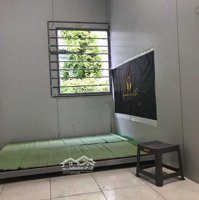 Cho Thuê Nhà Trọ, 20M2, Tầng 2, Đủ Nóng Lạnh, Điều Hoà, Giường Tủ, Ô Tô Đỗ Cửa Giá Bán 3 Triệu