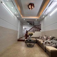 Siêu Phẩm Phân Lô Phố Trương Định, 40M2 X 5T, 40M Ra Phố, Nhà Xây Chắc Chắn, Khu Vực Dân Trí Cao